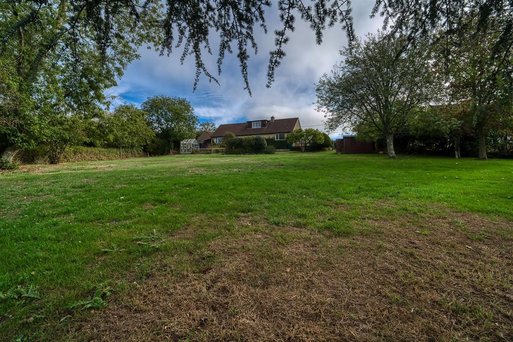 Property photo 2 of 15
