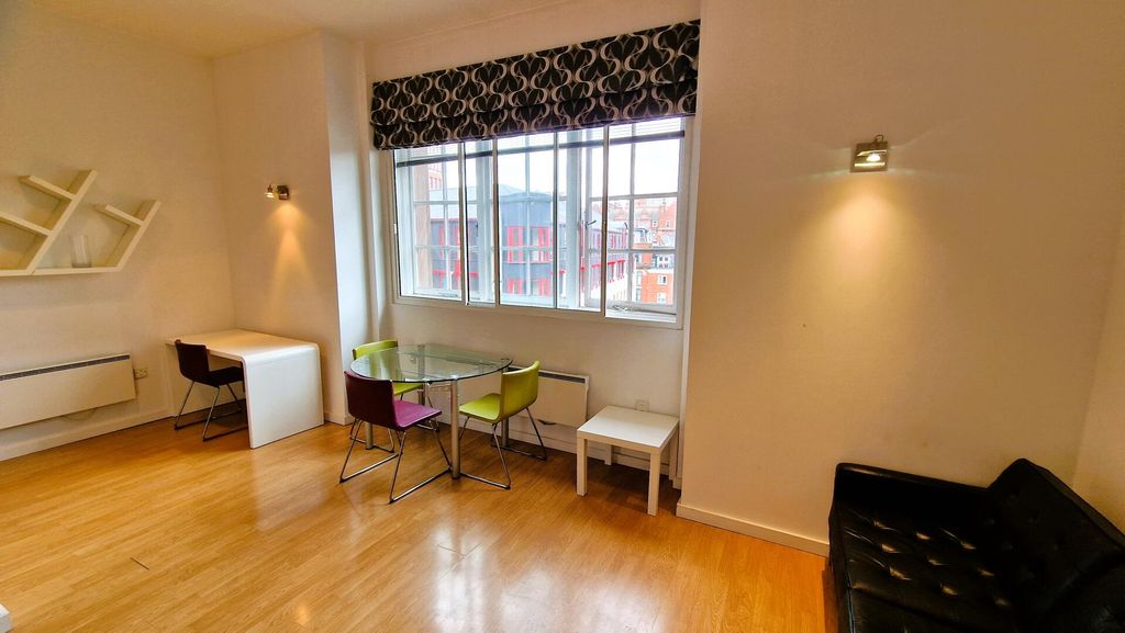 Property photo 2 of 36 Dining Room