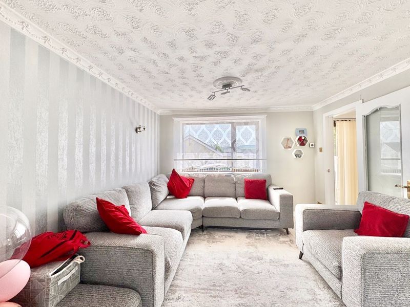 Property photo 3 of 18 Photo 12