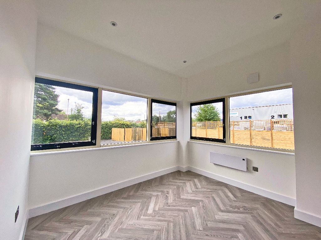 Property photo 2 of 11 2