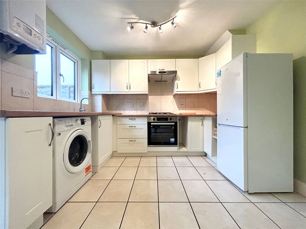 Property photo 1 of 8 Picture No. 30