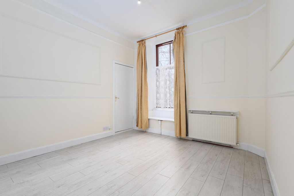 Property photo 2 of 9 Gallery