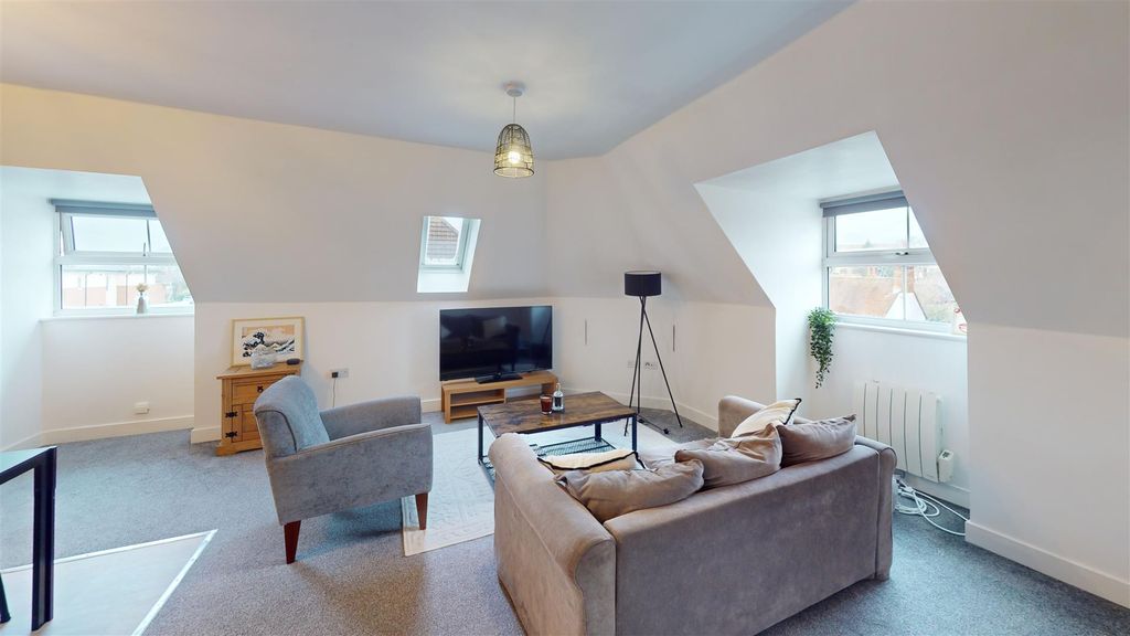 Property photo 2 of 21 Living-Room (10).Jpg