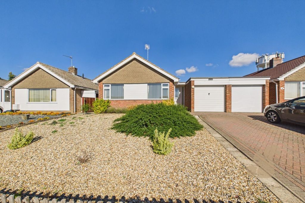 Property photo 1 of 15 Cam05565G0-Pr0130-Still016.Jpg