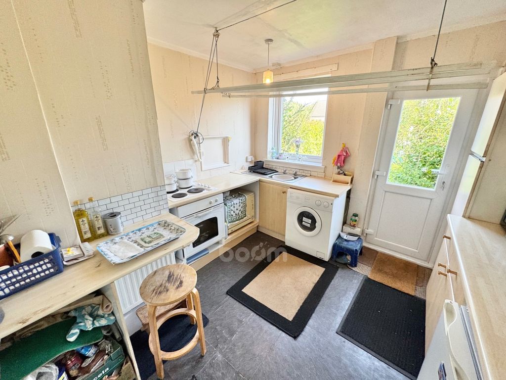 Property photo 3 of 31 Img_0213