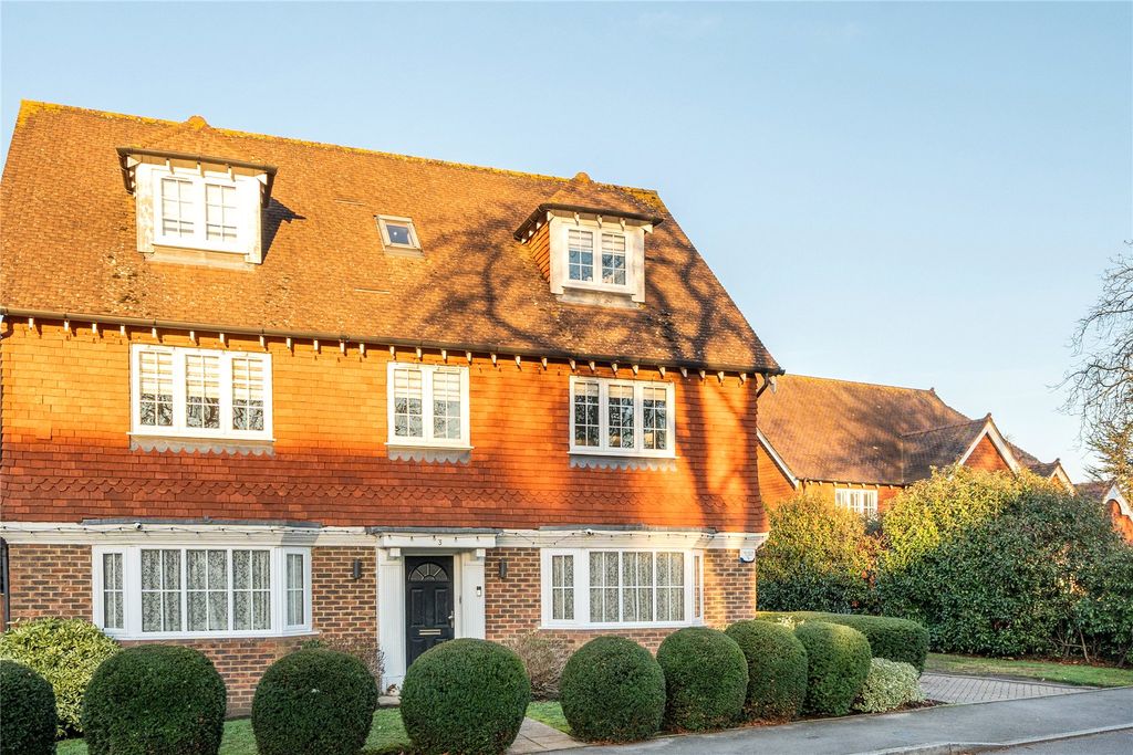 Additional image 19 of 6 bed country house for saleSandringham Drive, Dartford, Kent DA2