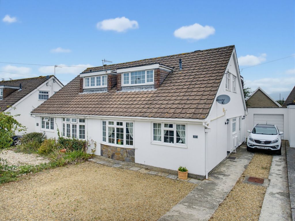 Property photo 1 of 32