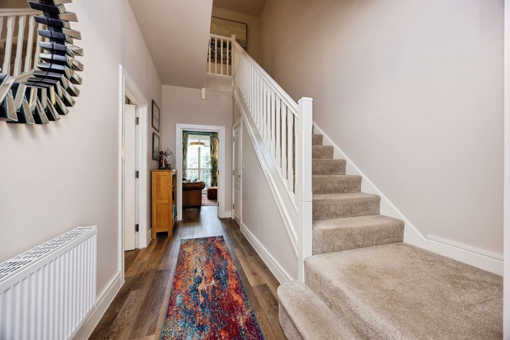 Property photo 1 of 2 Entrance Hallway