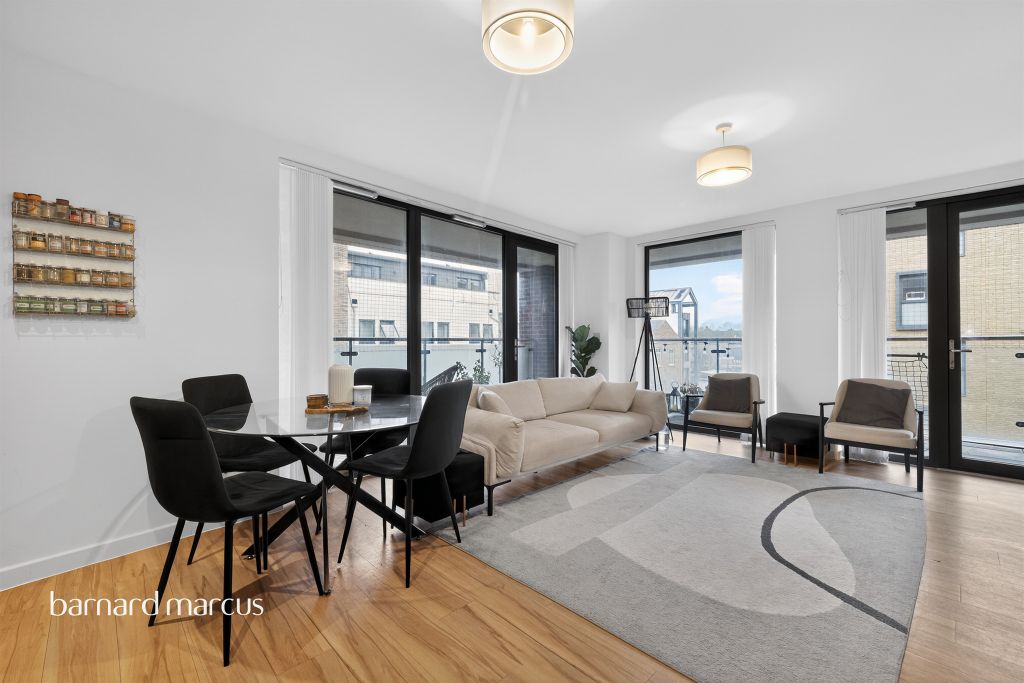 Property photo 2 of 9