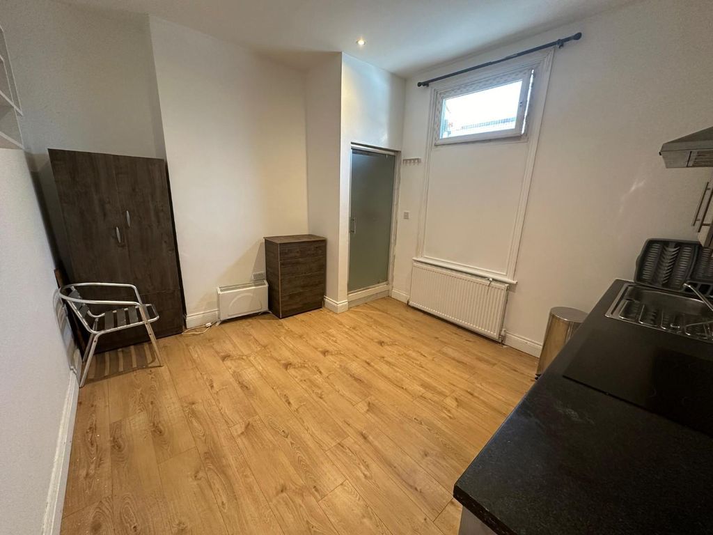 Property photo 1 of 5 1.Jpg