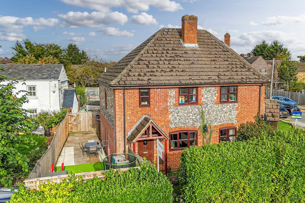 Property photo 1 of 16