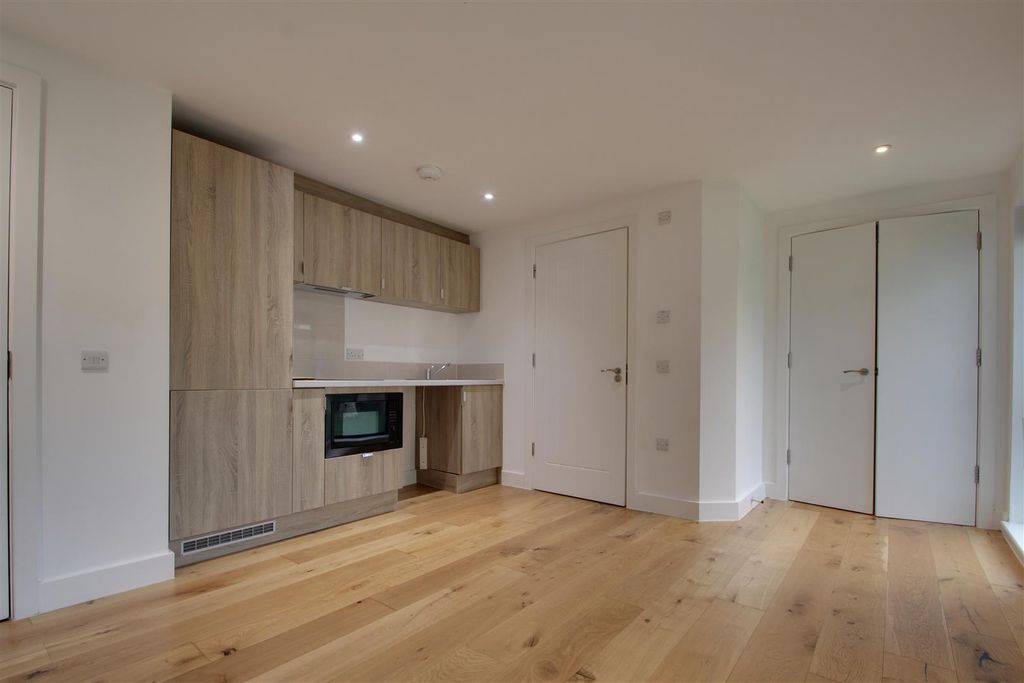 Property photo 3 of 5 Internal