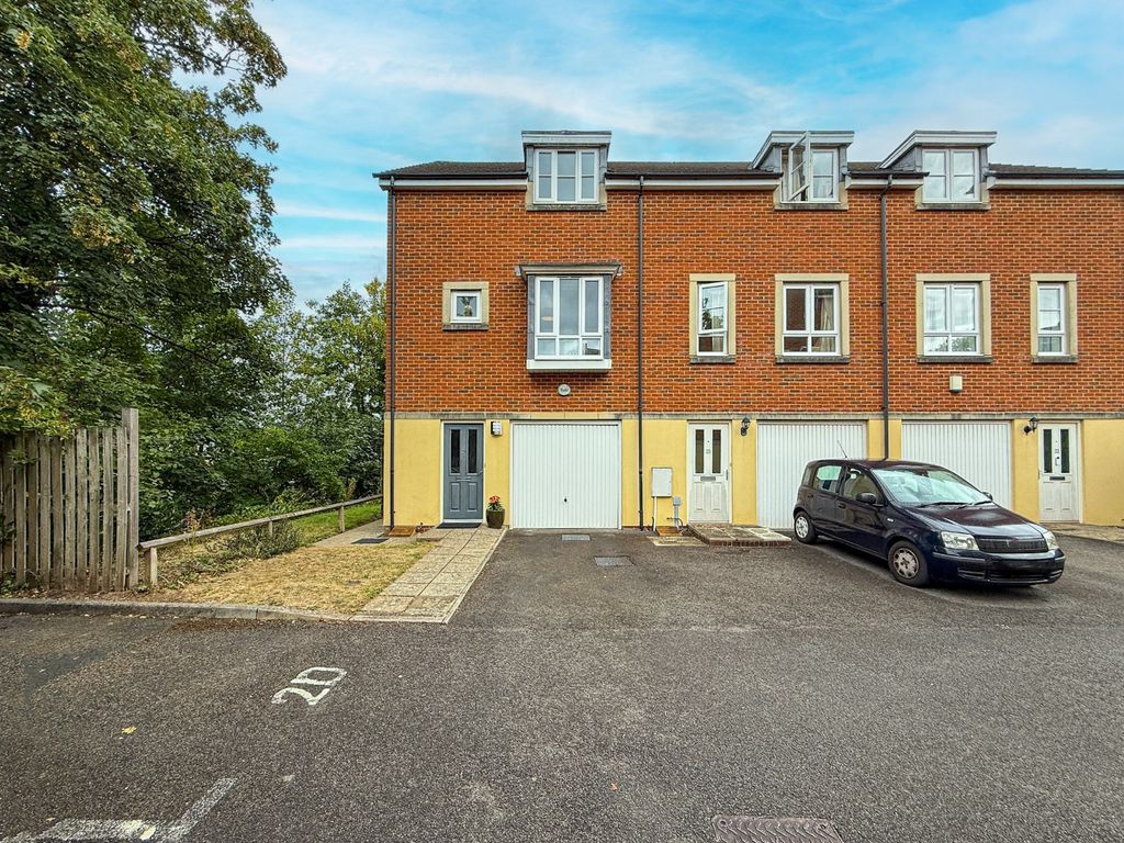 Property photo 1 of 21 4434550