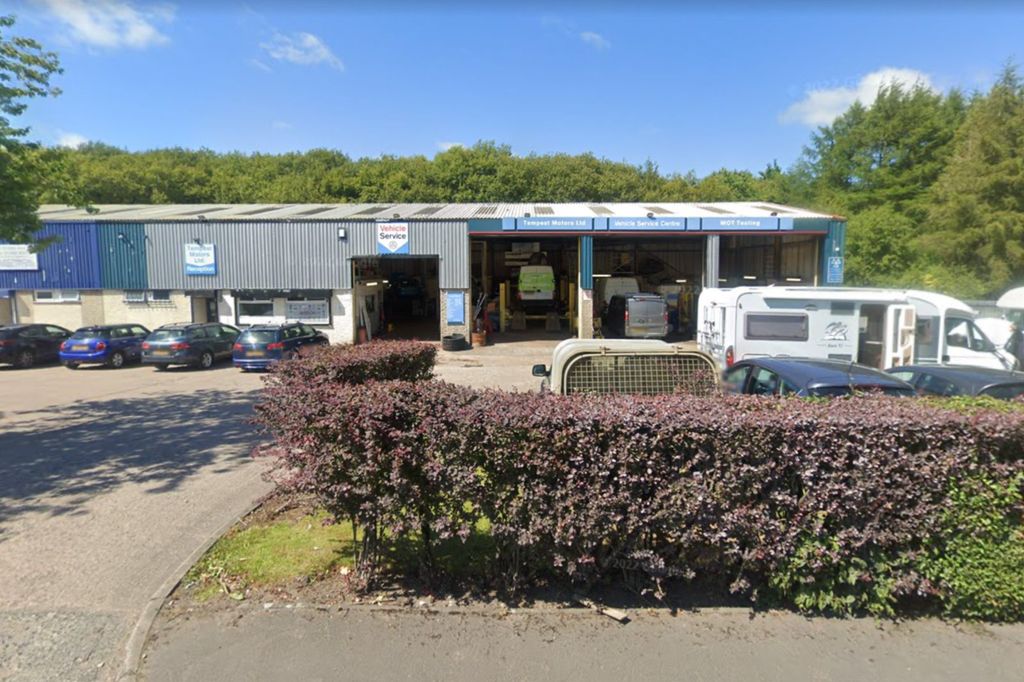 Property photo 1 of 7