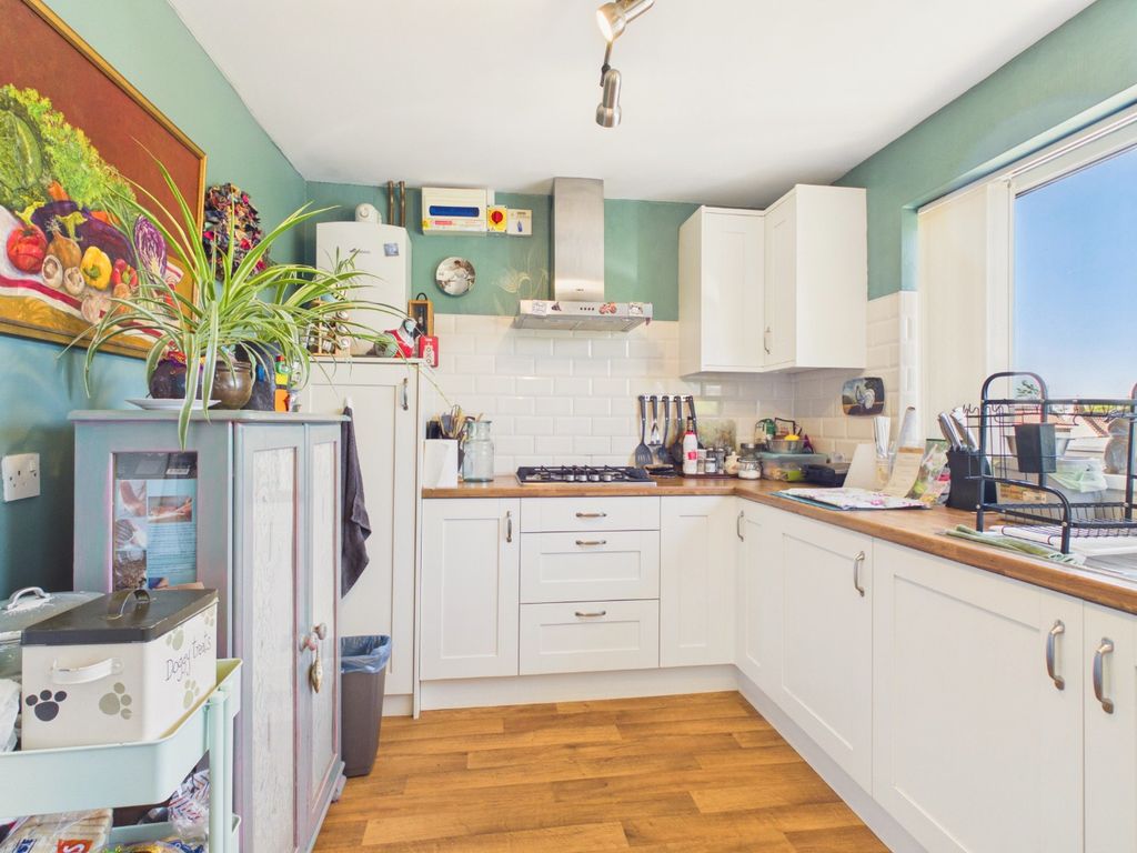 Property photo 3 of 19 5233186