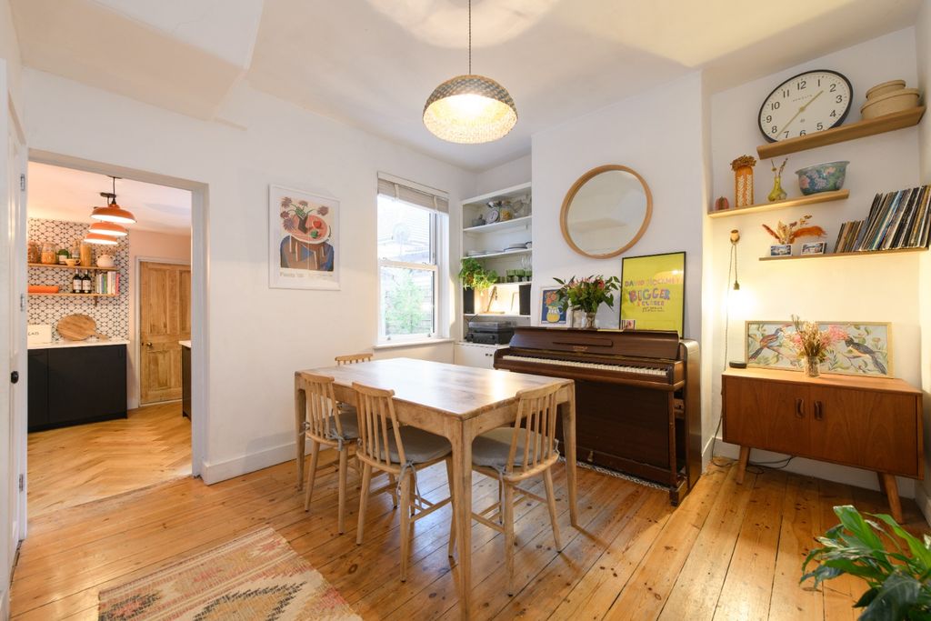 Property photo 3 of 22 3245353