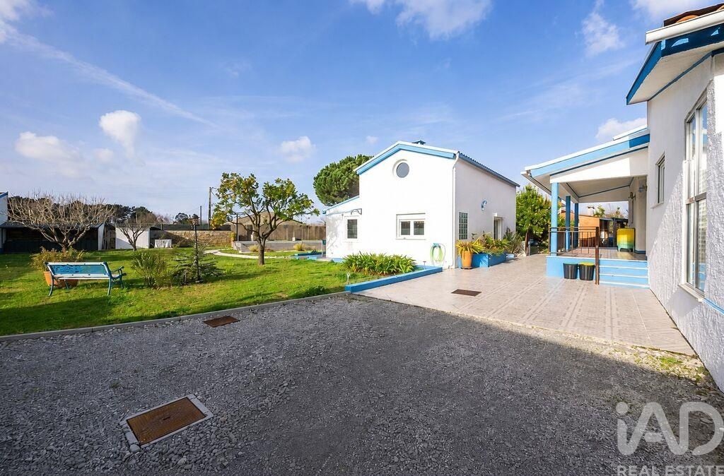 Property photo 1 of 34