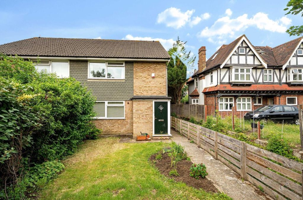 Property photo 1 of 14 1302279-1-6846986524Aa5.Jpg