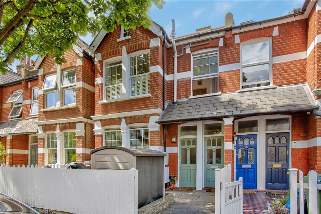 Property photo 1 of 8