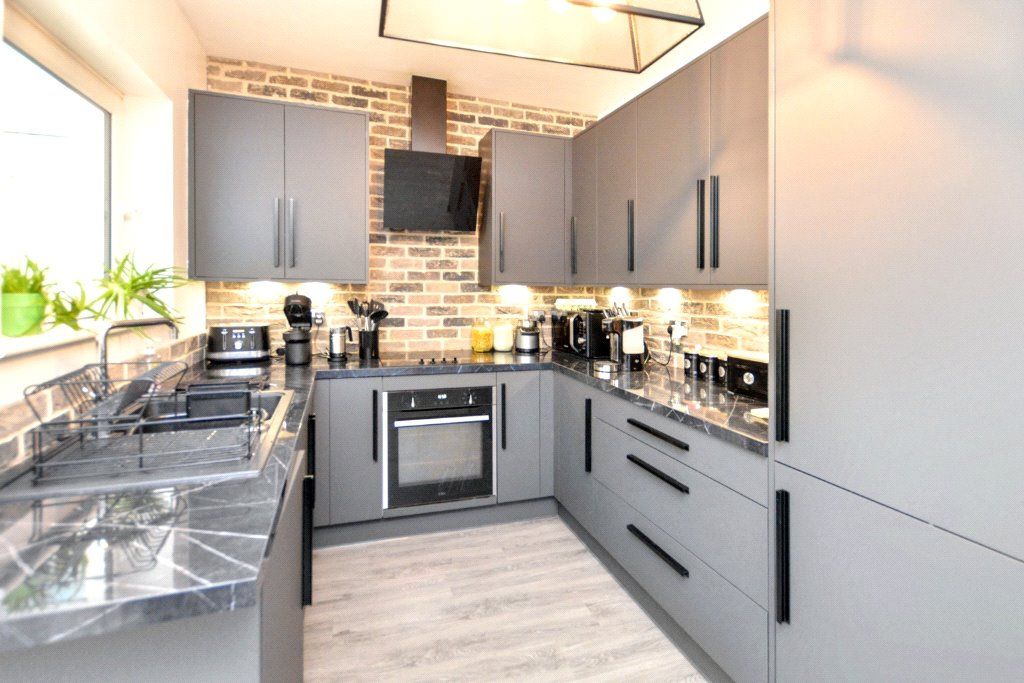 Property photo 3 of 12 Picture No. 13