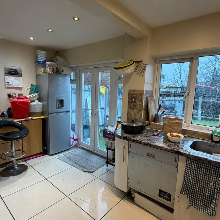 Property photo 2 of 9 Gallery