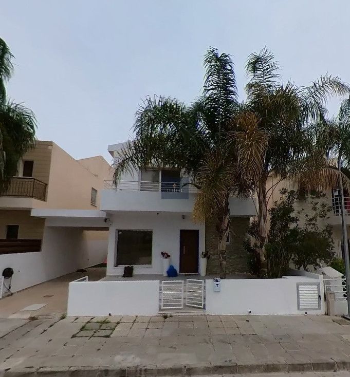 Property photo 1 of 22