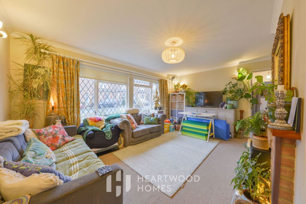 Property photo 3 of 15