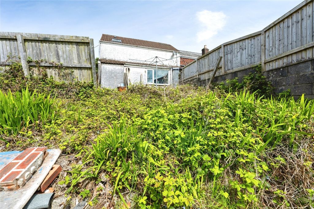 Property photo 2 of 15 Picture No. 20