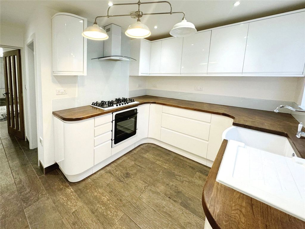 Property photo 1 of 11 Picture No. 04