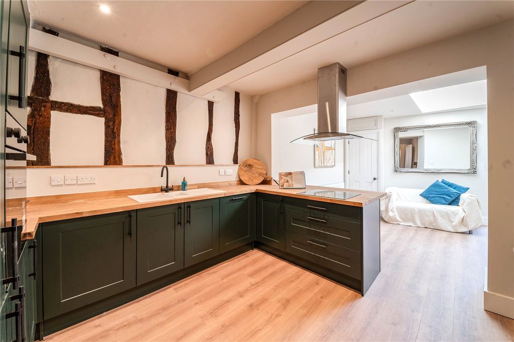 Property photo 3 of 13 Kitchen