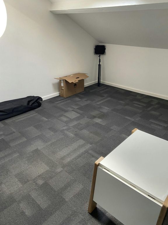 Property photo 2 of 9 Image 2