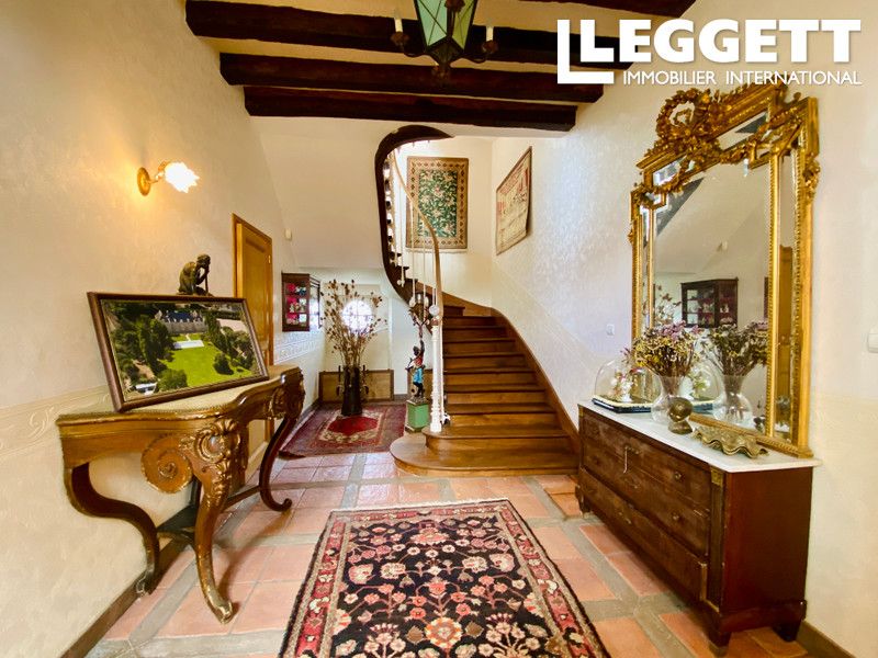 Property photo 2 of 10