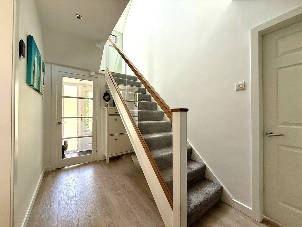 Property photo 3 of 45