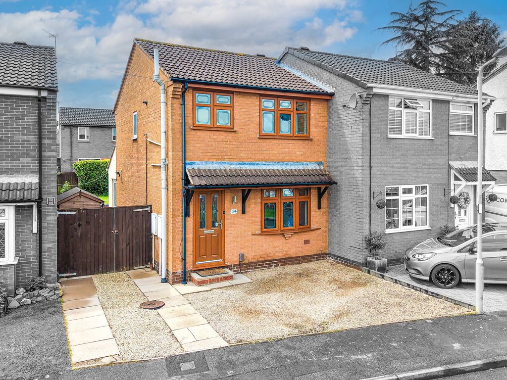 Property photo 2 of 17