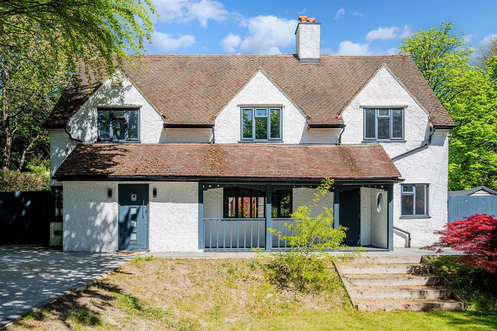 Additional image 26 of 4 bed detached house for saleWoodfield Hill, Coulsdon CR5