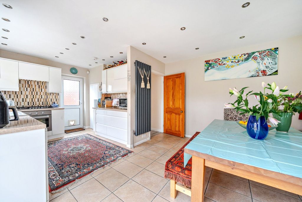 Property photo 3 of 16 Picture No. 08