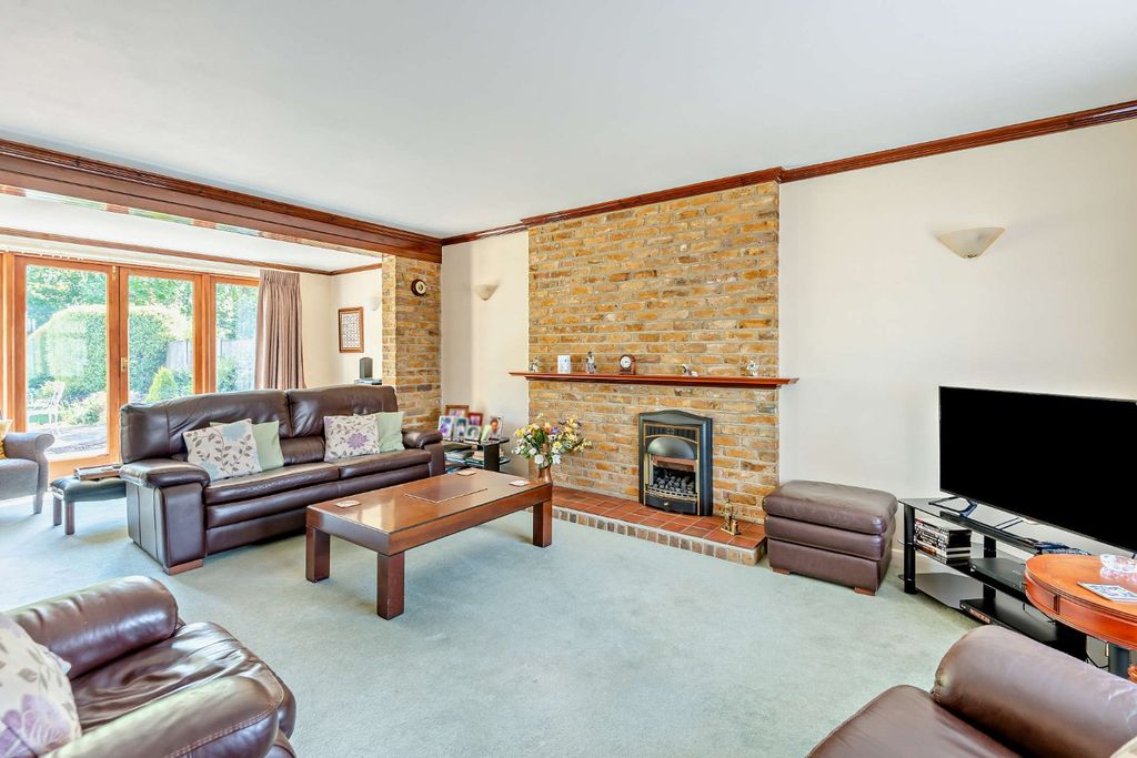 Property photo 2 of 20 Picture No. 04