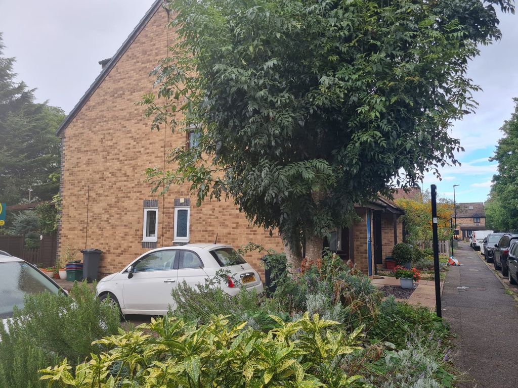 Property photo 1 of 9