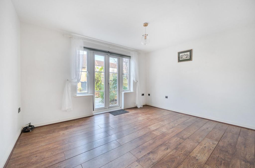 Property photo 3 of 21 1393227-9-6941428Fe0E86.Jpg