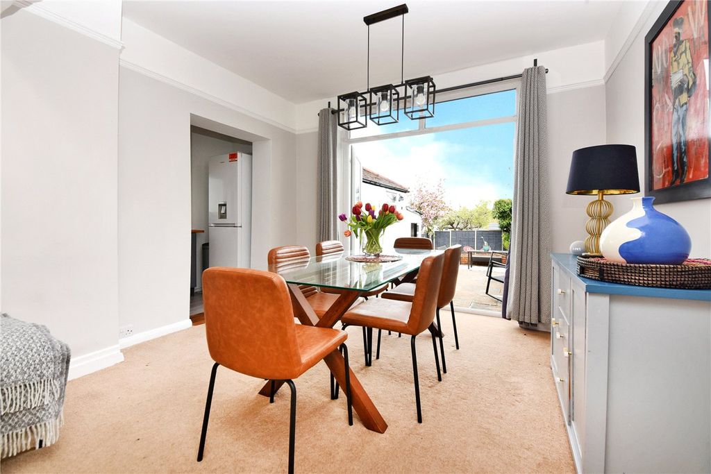 Property photo 3 of 21 Picture No. 03