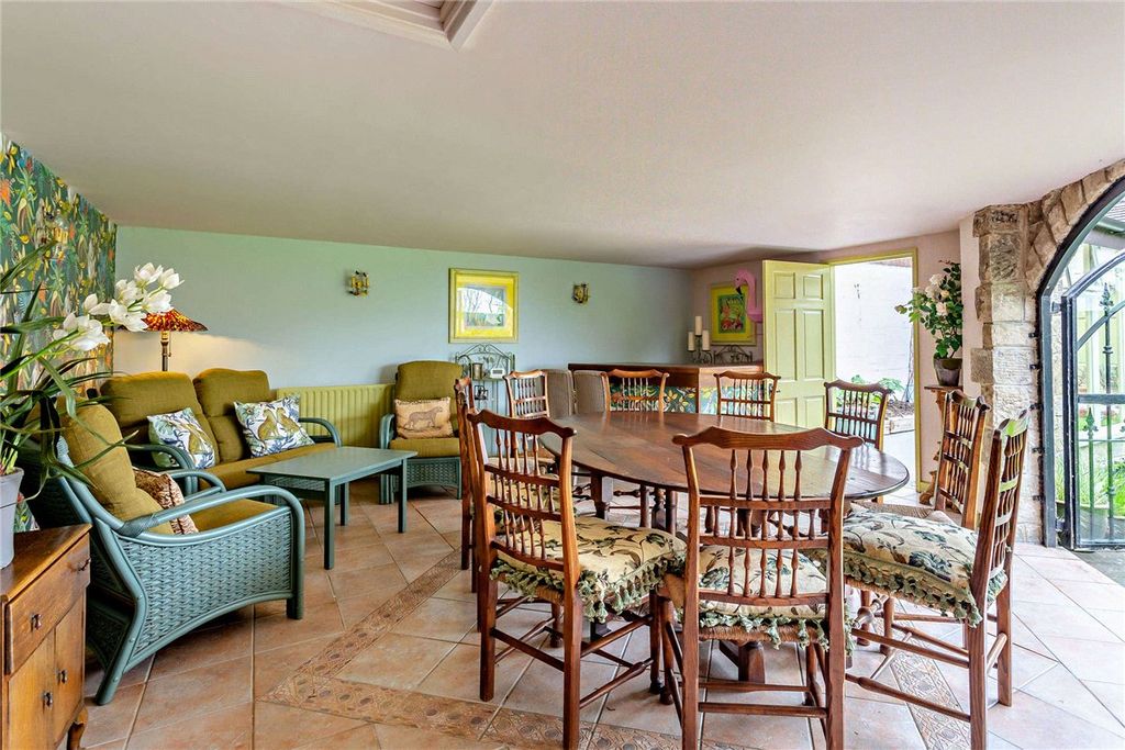 Additional image 7 of 5 bed detached house for saleCarlton Lane, Guiseley, West Yorkshire LS20