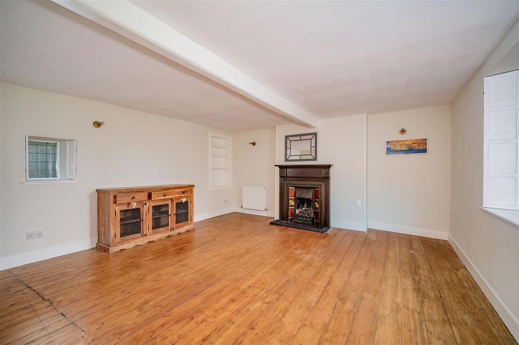 Property photo 2 of 27 Baldovie Toll House Kellas Road Dundee-4.Jpg