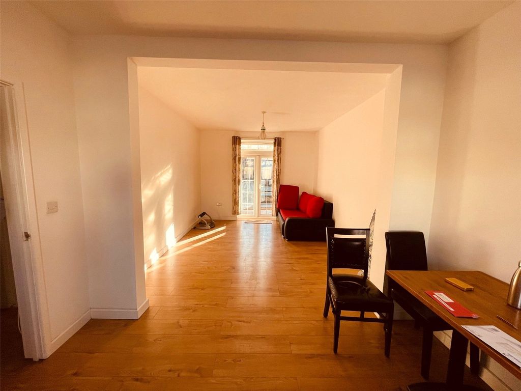 Property photo 3 of 15 Picture No. 07