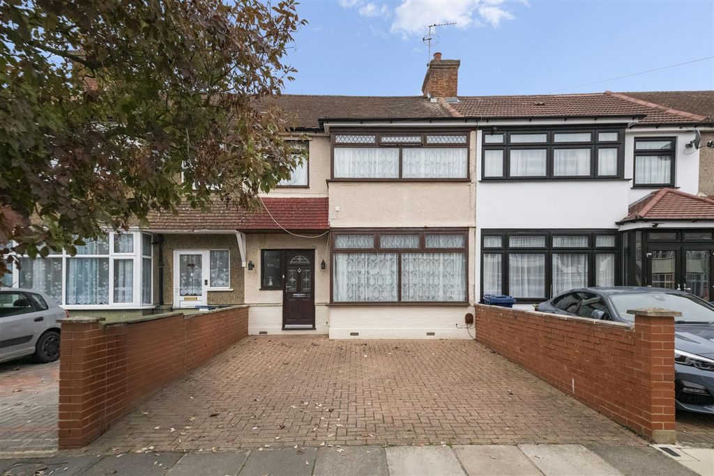 Property photo 1 of 17