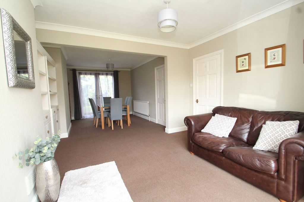 Property photo 2 of 10 Picture No. 21