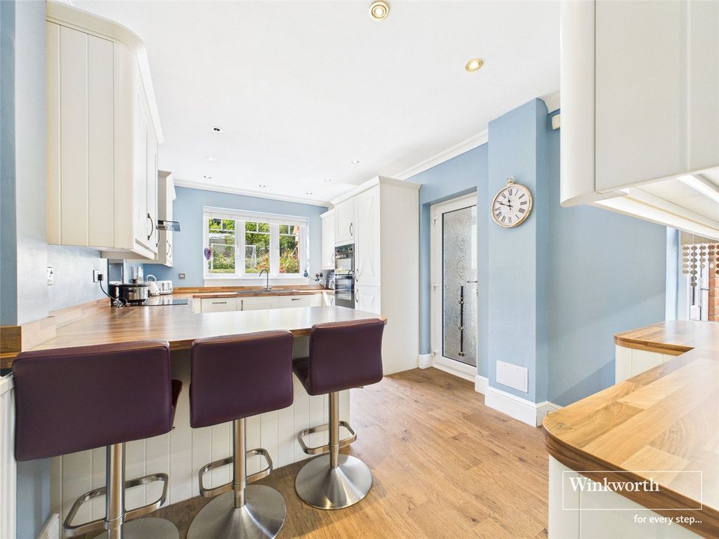 Property photo 3 of 27 Picture No. 05