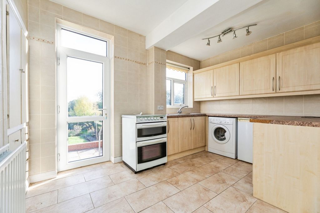 Property photo 3 of 19 Pbox-Img.Jpg