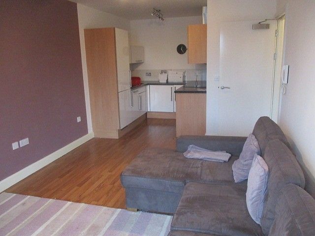 Property photo 3 of 7 (Main)