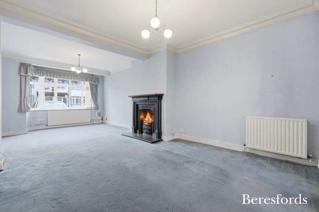 Property photo 3 of 27 Picture No. 22