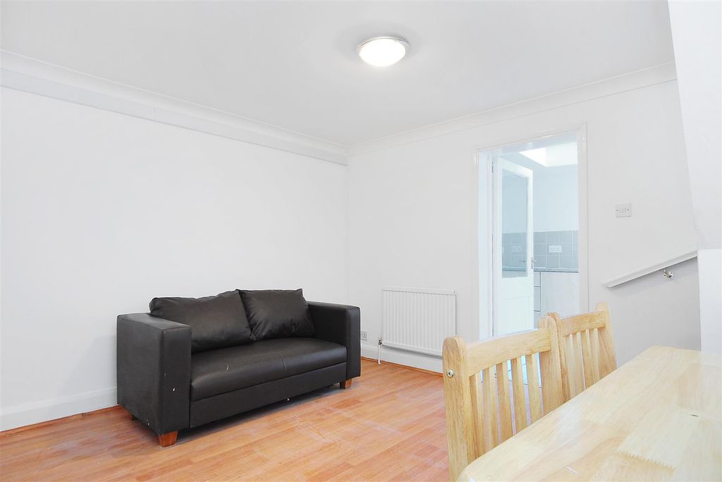 Property photo 3 of 10 Reception Room